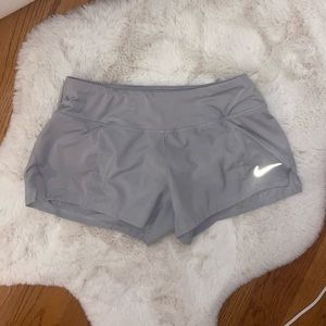 grey nike shorts